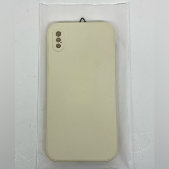 CREAM/BEIGE SILICONE PHONE CASE FOR IPHONE X & XS NEW/UNUSED - Picture 2 of 4